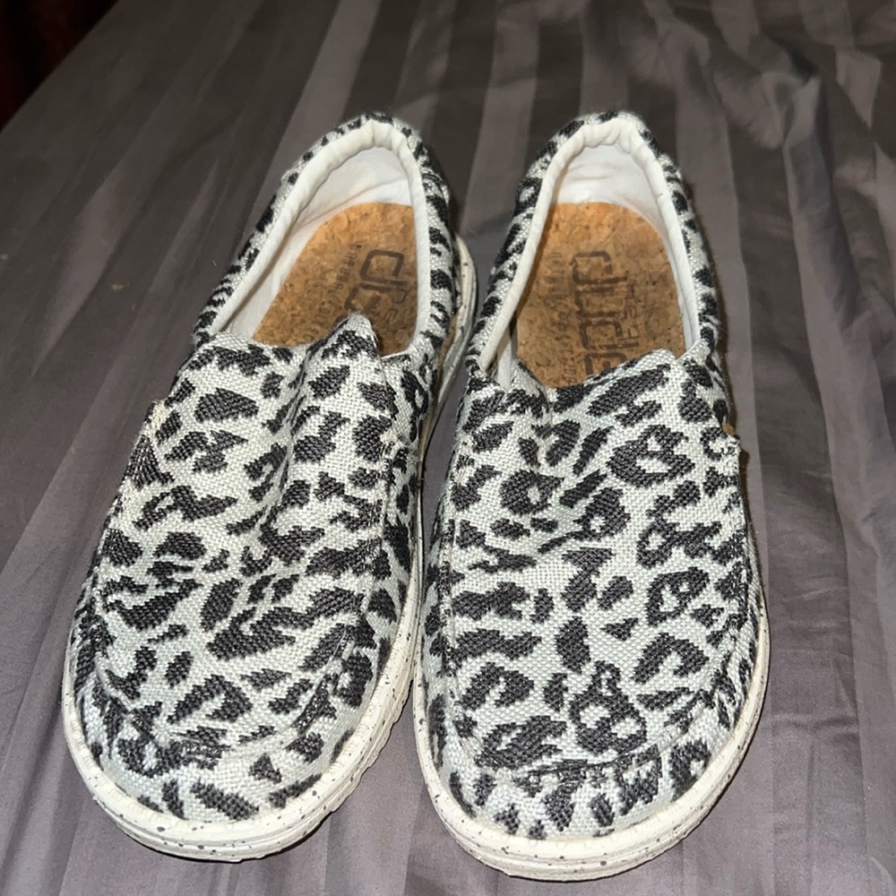 Hey dude shoes